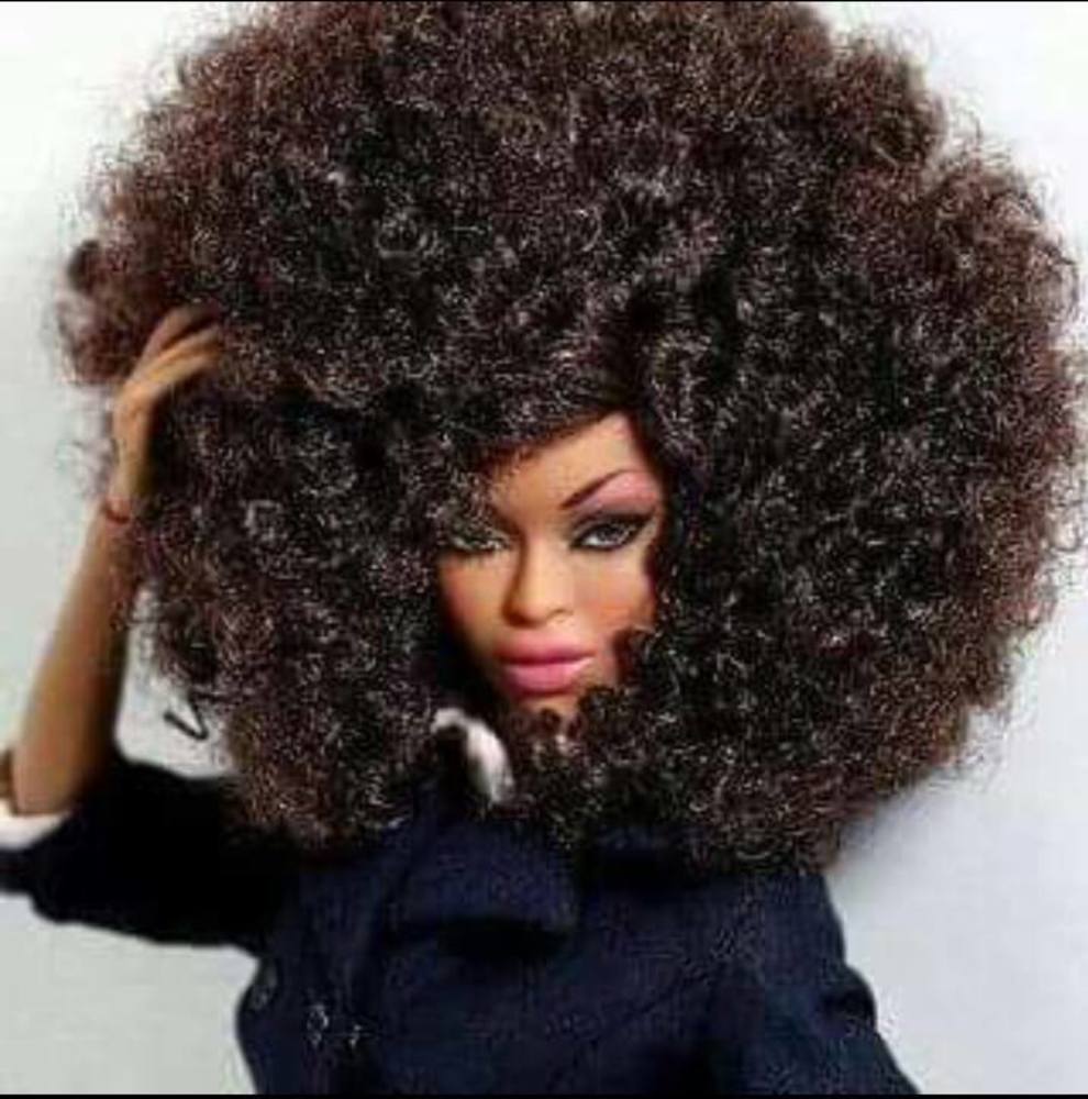 Meet your Posher, Eboni